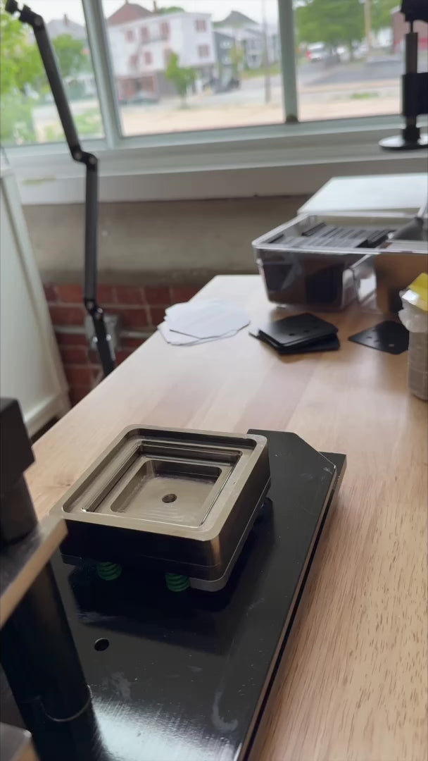 making a custom photo magnet with our button press